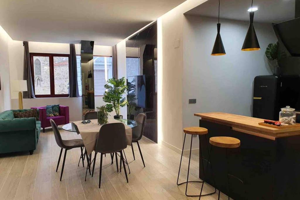 Miluisuites Loft And Spa Catedral. 산탄데르 외부 사진