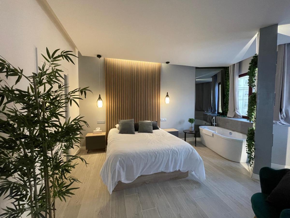 Miluisuites Loft And Spa Catedral. 산탄데르 외부 사진
