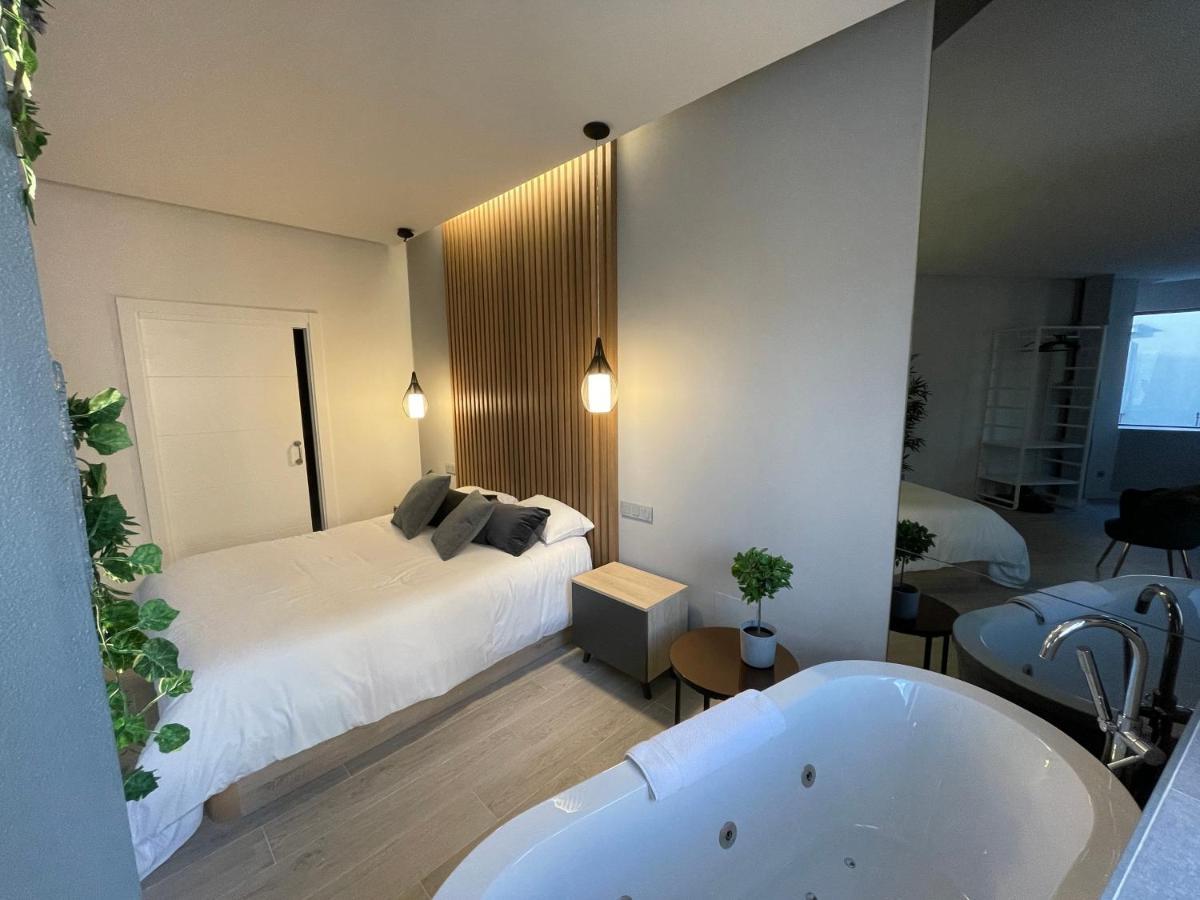 Miluisuites Loft And Spa Catedral. 산탄데르 외부 사진